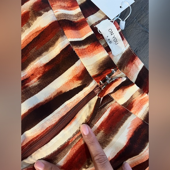 Striped Palazzo Pants, size Large - Picture 6 of 6